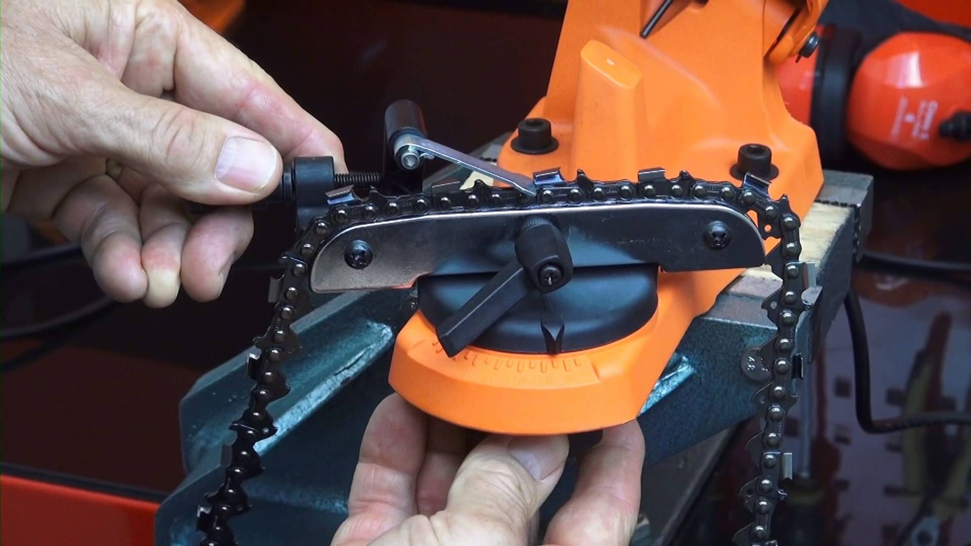 5 Best Chainsaw Sharpeners (Winter 2024) Reviews & Buying Guide