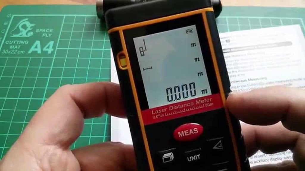 display from a laser measuring tool