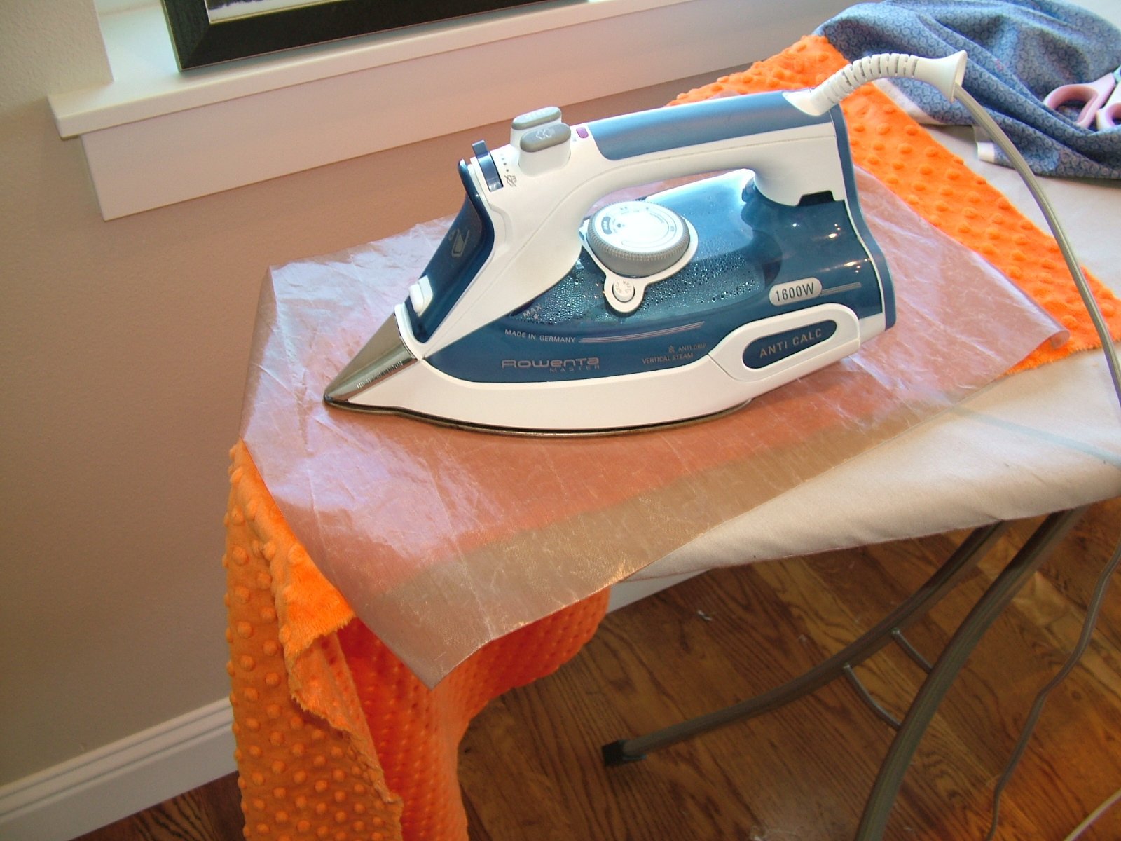 5 Best Irons for Quilting (Winter 2024) Reviews & Buying Guide
