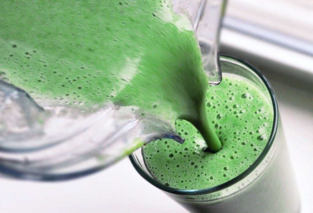 What to look for in a blender for green smoothies
