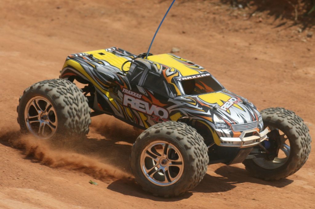 8 Best RC Buggies - The Right Car on Track (Canada, Winter 2023)