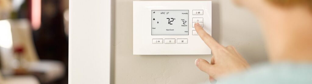 5 Best Z Wave Thermostats — Make Your Home Smarter! (2023)