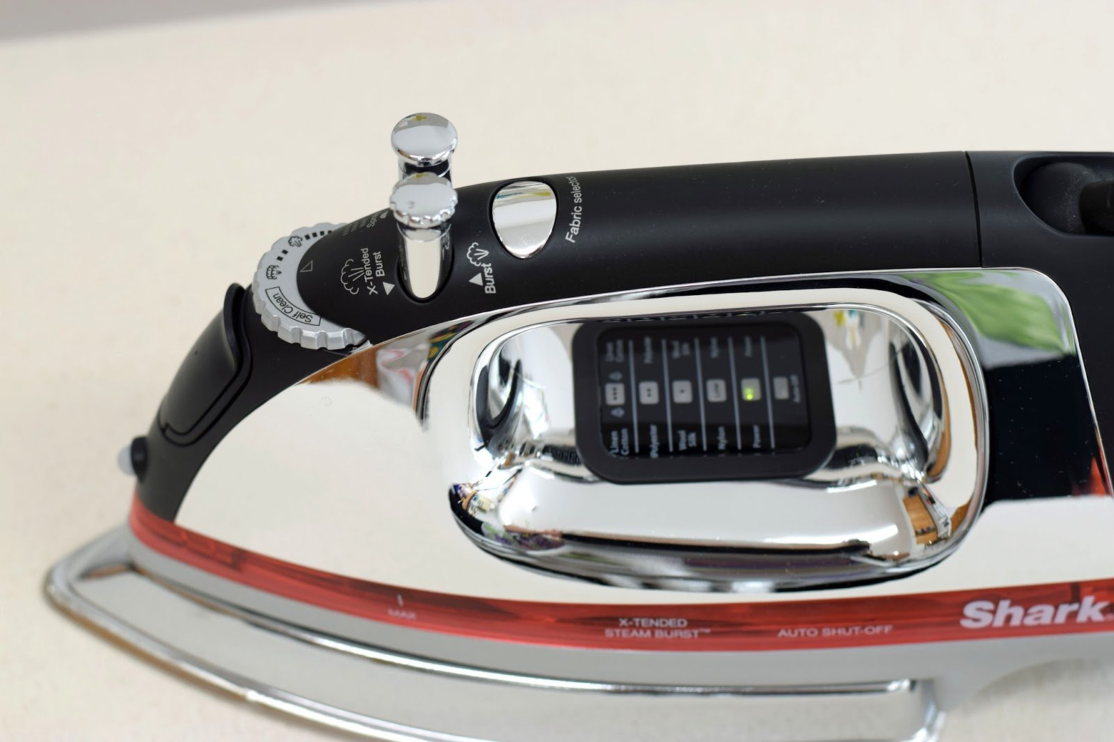 3 Best Shark Irons (Winter 2024) Reviews & Buying Guide﻿