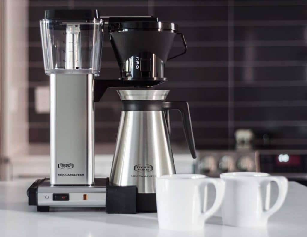 7 Best Thermal Coffee Makers — Enjoy Your Hot Fresh Coffee All Morning Long! (Summer 2022)