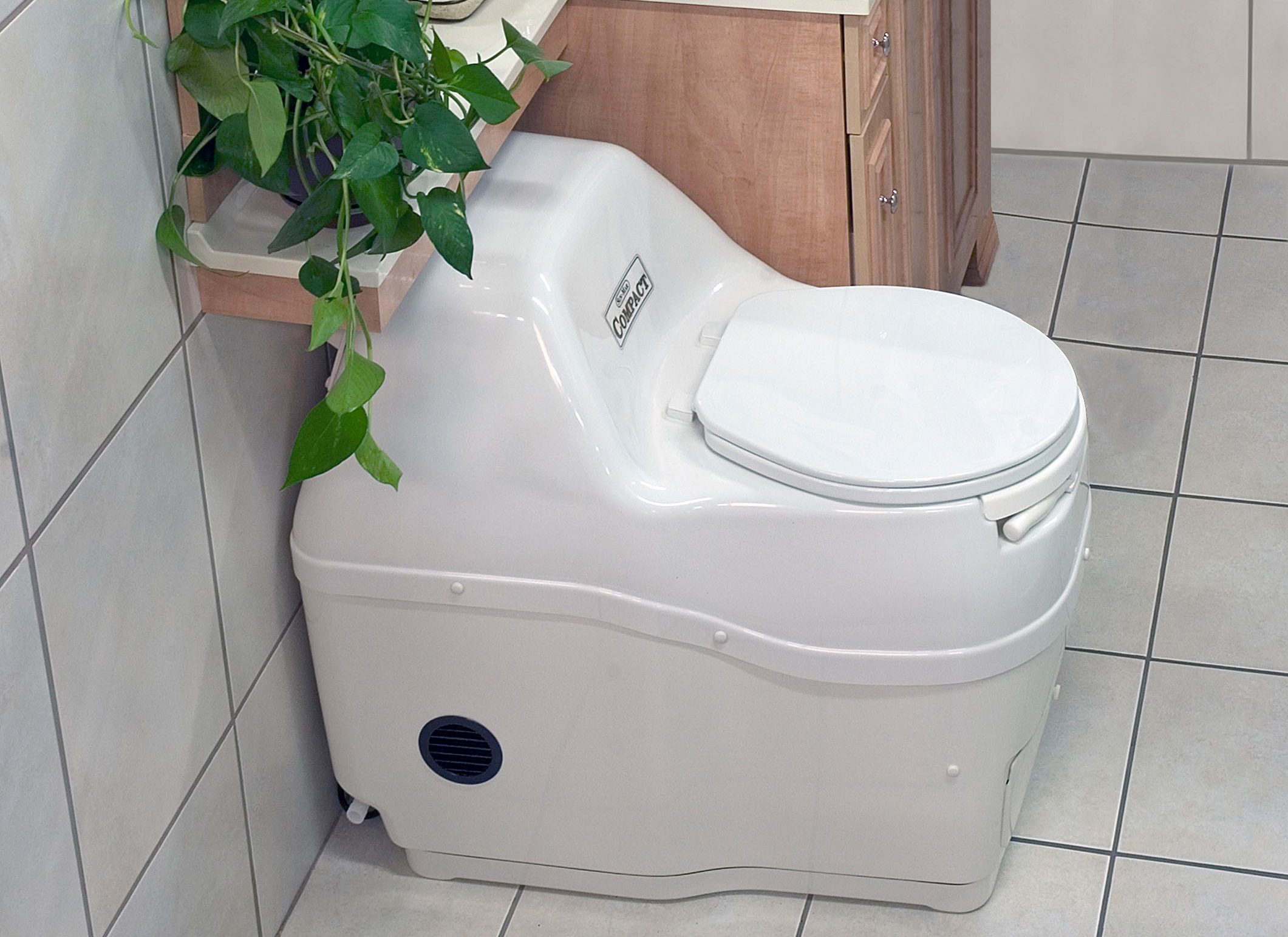 4 Best Composting Toilets (Spring 2023) Reviews & Buying Guide