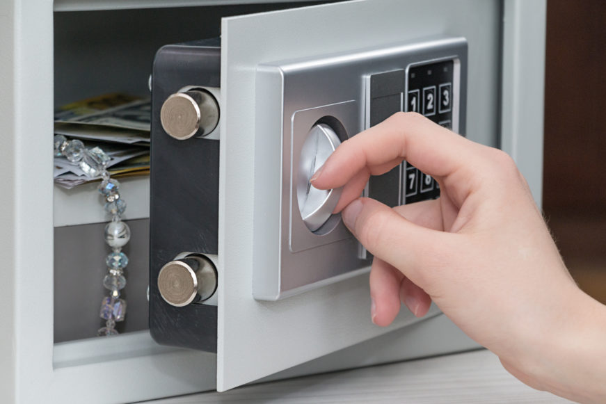 6 Best Home Safes to Keep All Your Valuables Away from Burglars (Winter 2023)
