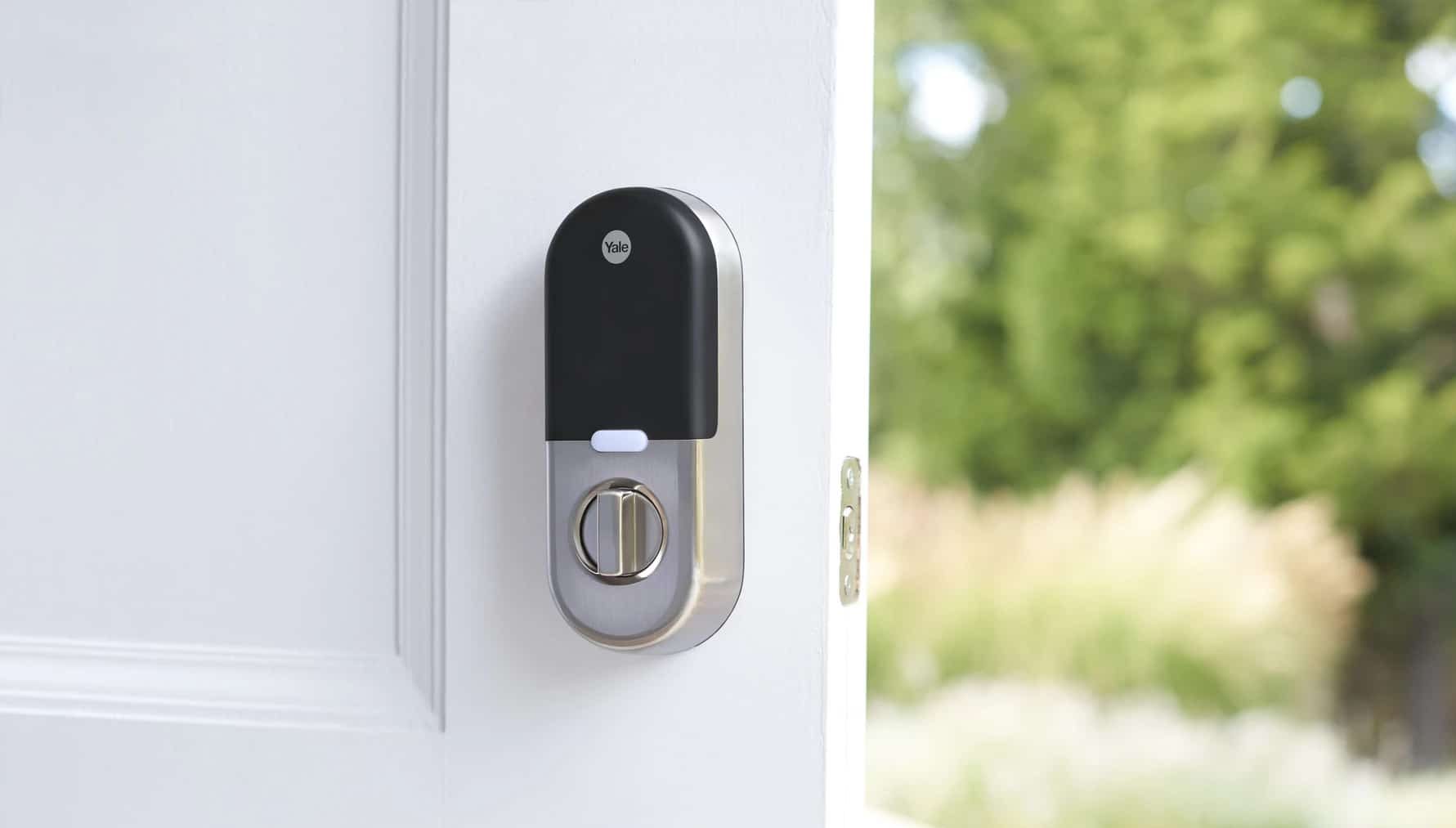 7 Best Smart Locks for Airbnb (Summer 2023) — Reviews & Buying Guide