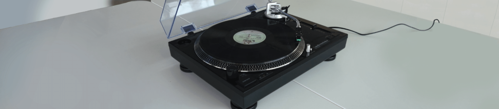 7 Best Turntables under $1000 – Don't Cut Corners on Quality