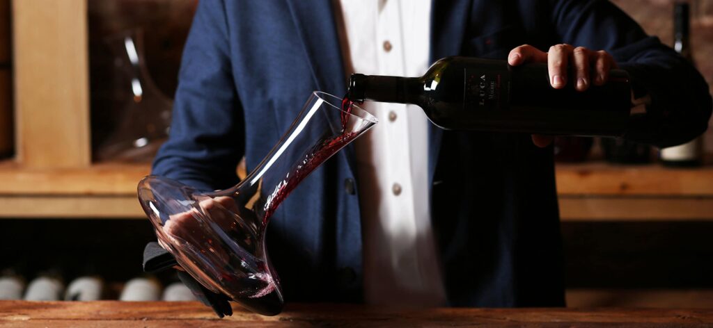 6 Best Wine Decanters That Will Let You Experience All the True Wine Flavor