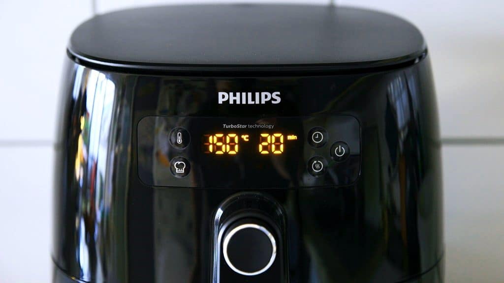 6 Best Philips Air Fryers to Make Your Meals Healthier (2023)