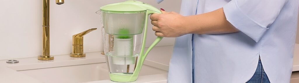 6 Best Alkaline Water Pitchers to Provide the Clearest Water for Your Household