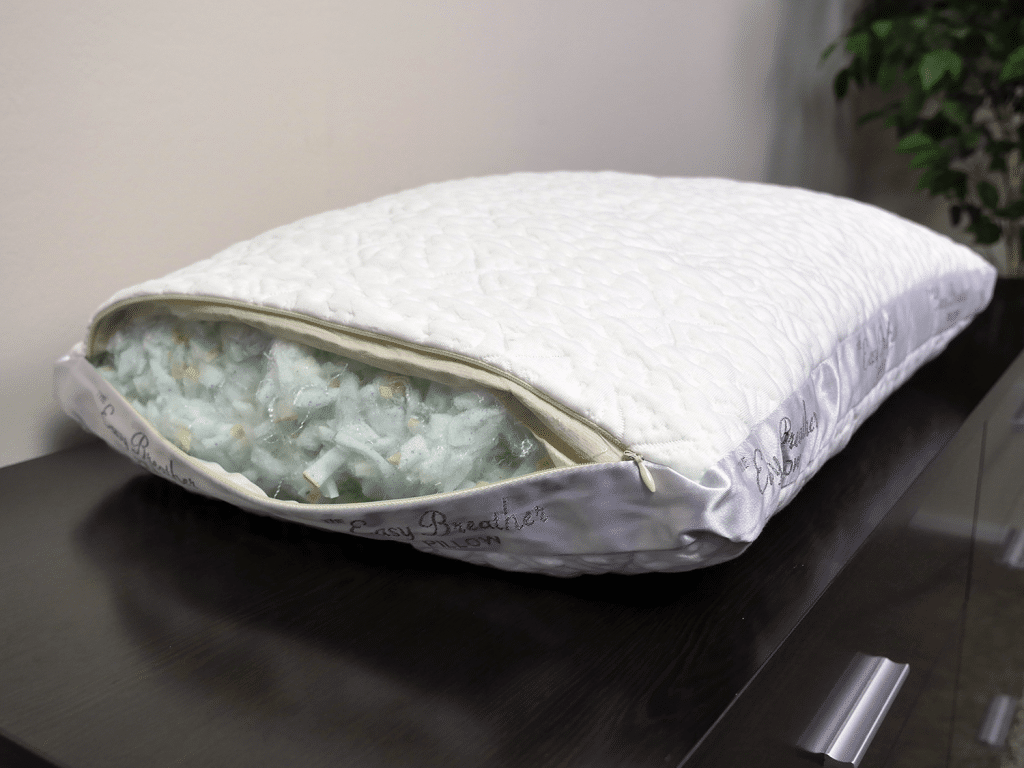 10 Best Pillows For Side Sleepers - Forget About Snoring And Neck Pain! (2023)