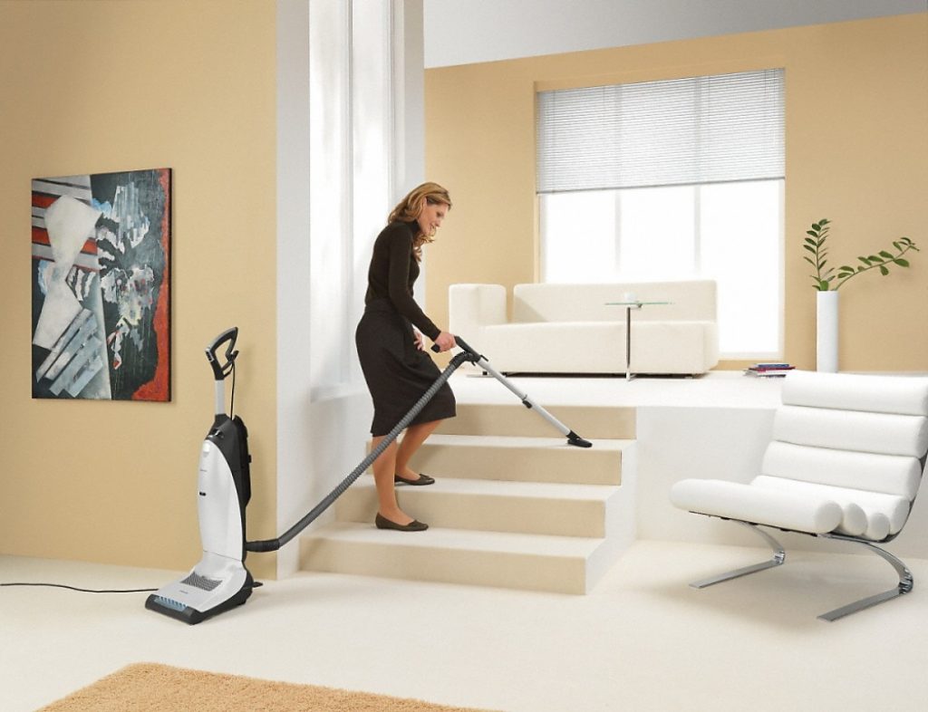 6 Best Miele Vacuum Cleaners – Quality and Longevity Guaranteed (Spring 2022)