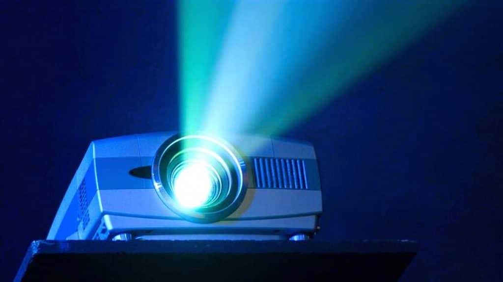 10 Best Projectors under $200 – High Quality at an Affordable Price