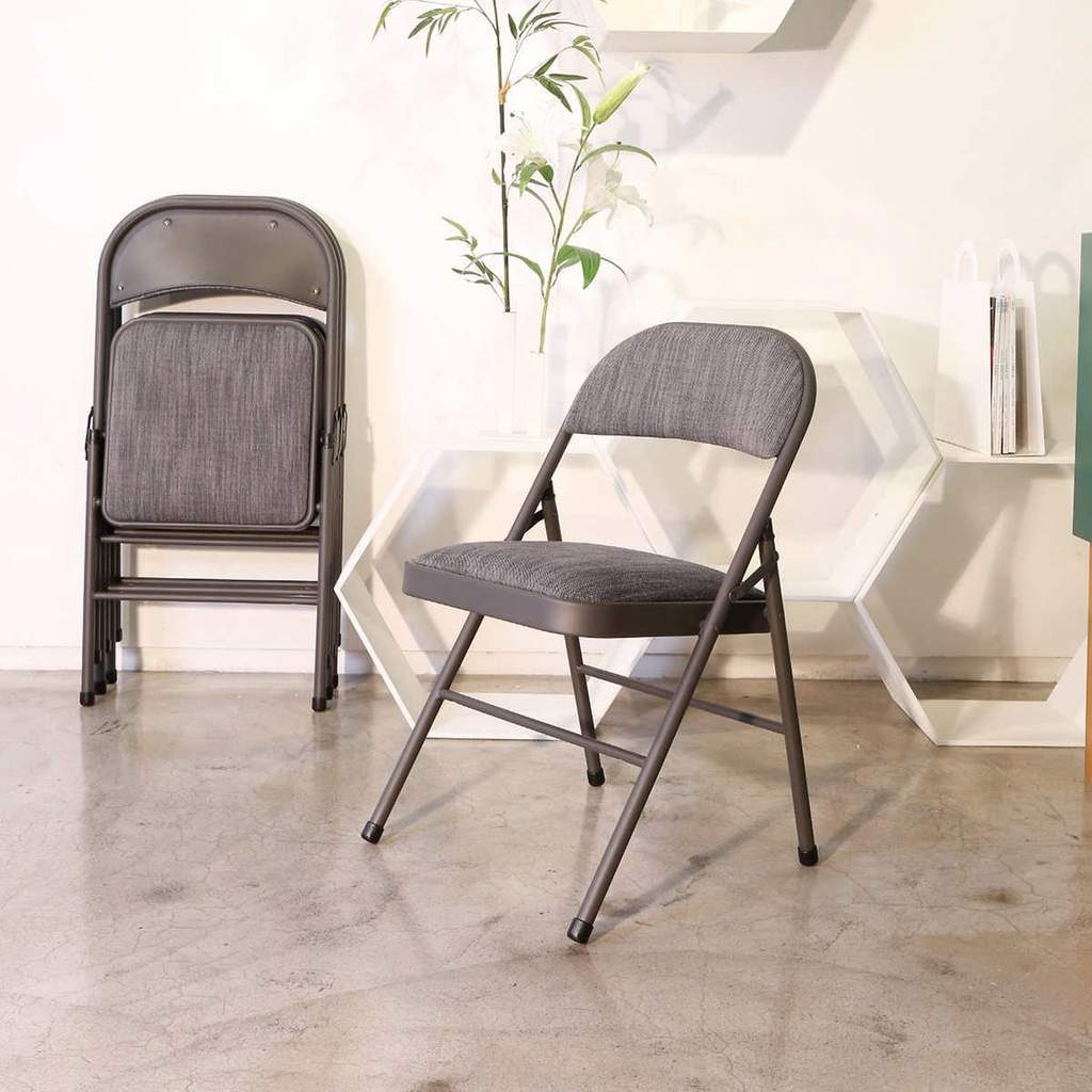 10 Best Folding Chairs for Every Possible Occasion (Spring 2022)