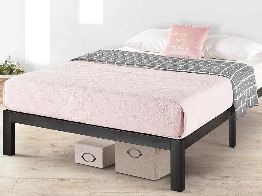 10 Best Bed Frames For Heavy Person, How Much Weight Should A Bed Frame Hold