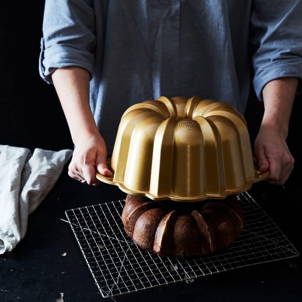 8 Best Bundt Pans of All Shapes to Impress Your Guests and Family (Fall 2022)