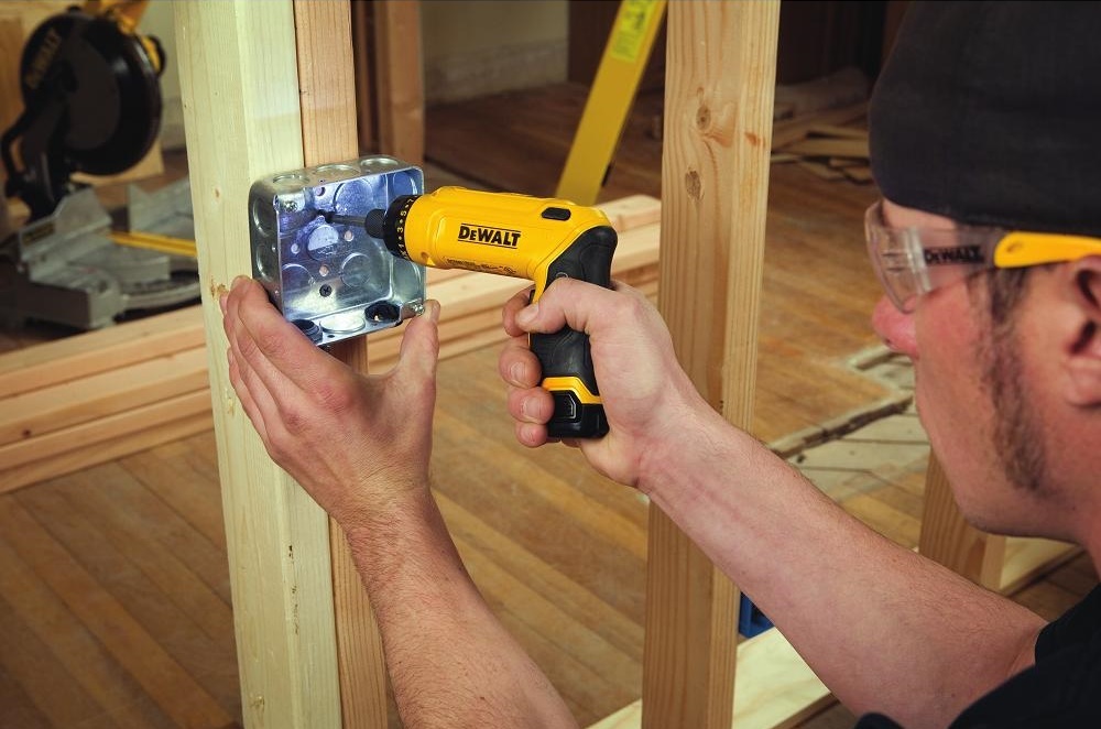 6 Best Cordless Screwdrivers (Winter 2024) Reviews & Buying Guide