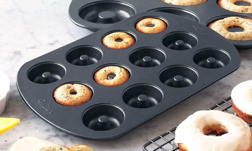 8 Best Donut Pans - Enjoy a Healthy Dessert! (Fall 2022)