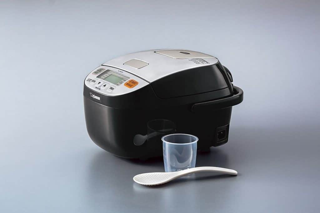 6 Best Sushi Rice Cookers for Perfect Sticky Rice (Summer 2022)