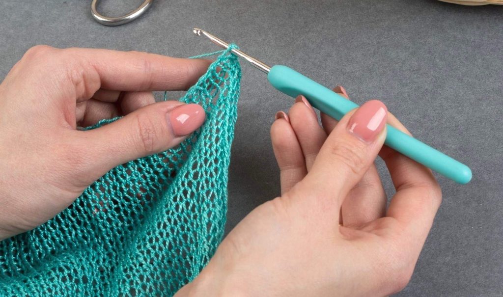 10 Best Crochet Hook Sets - Create with Your Favorite Laces!