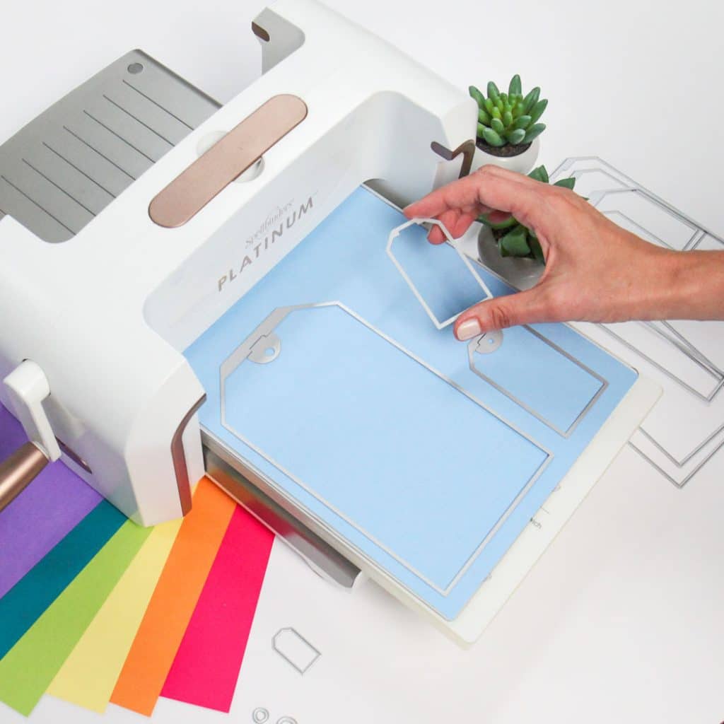 10 Best Embossing Machines - Your Way To Creativity (Summer 2022)