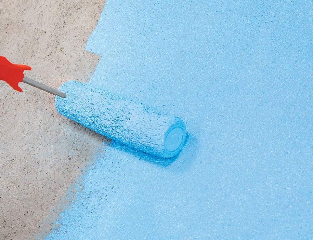 6 Best Pool Paints - Made To Last for Years! (2023)