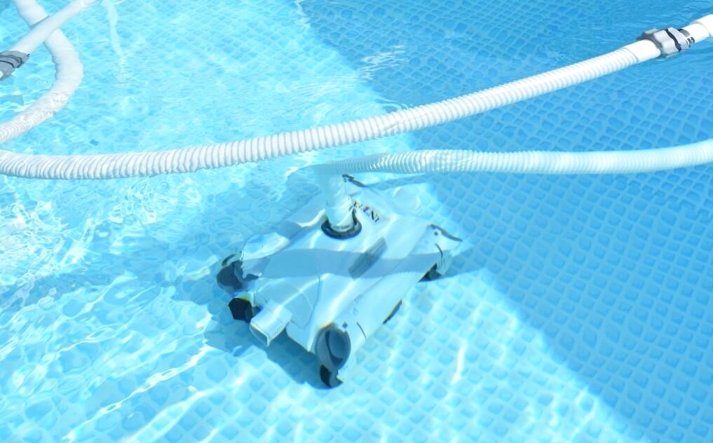 7 Best Suction Pool Cleaners (Winter 2024) Reviews & Buying Guide