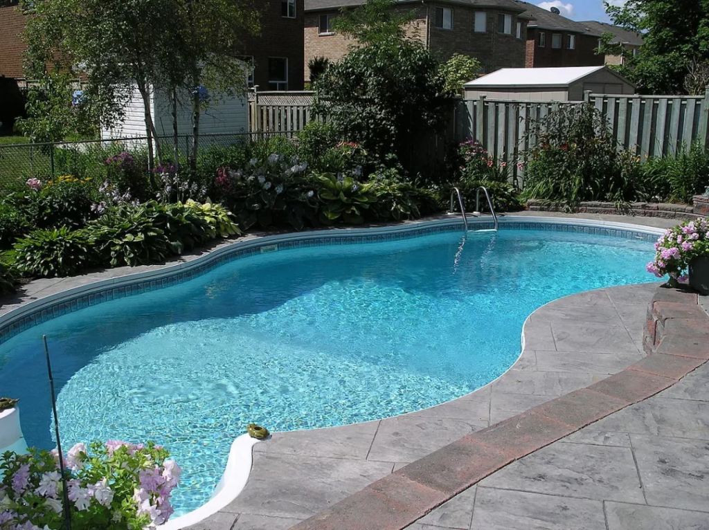 5 Best Above Ground Pool Covers to Keep Your Pool Warm and Free of Debris (Winter 2023)