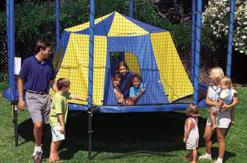5 Best Trampoline Tents (Fall 2023) — Reviews & Buying Guide