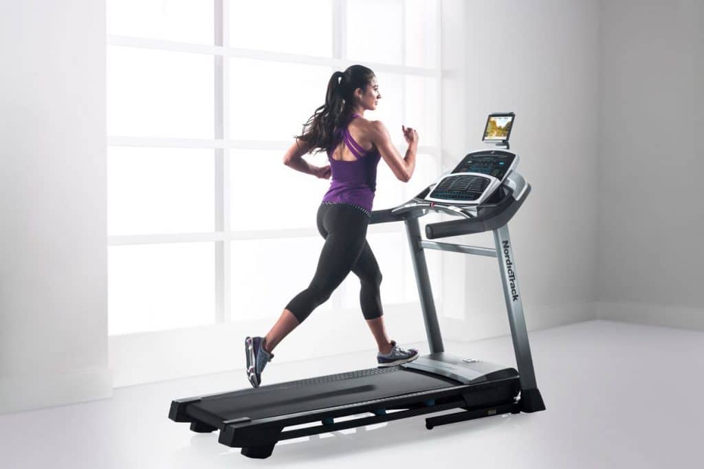 15 Best Treadmills - Feel Free Any Time (Summer 2022)