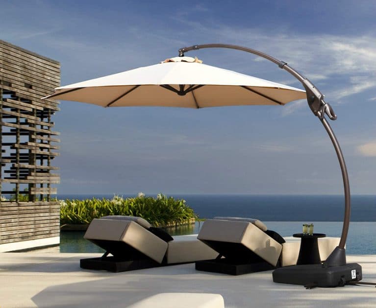 6 Best Pool Umbrellas (Spring 2024) — Reviews & Buying Guide