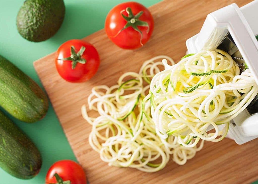 15 Best Salad Slicers - Enjoy a Healthier Lifestyle! (Spring 2023)