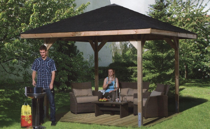 10 Best Gazebos for High Winds - Power to Withstand Almost a Hurricane (Canada, Winter 2023)
