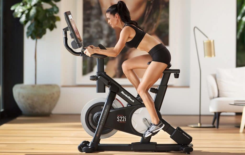 6 Best Upright Exercise Bikes – Stay Fit in the Comfort of Your Home! (Winter 2023)