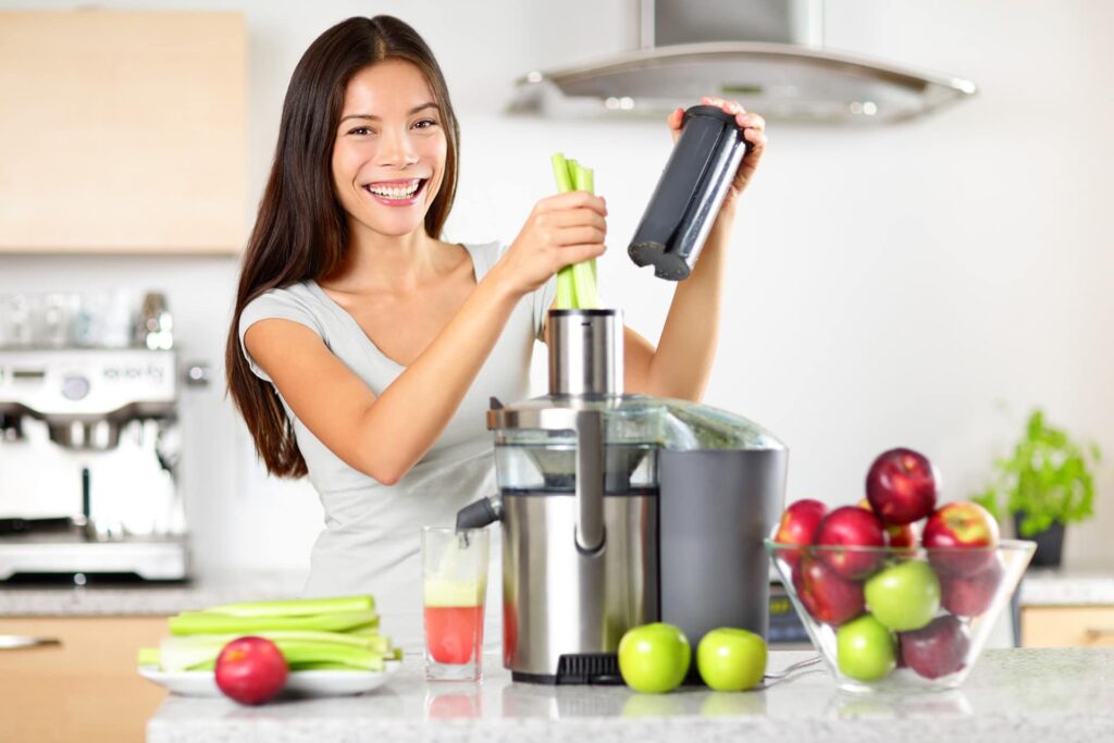 6 Best Juicers for Celery - All the Health Benefits in One Cup