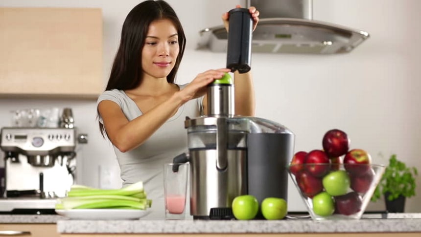5 Best Juicers under $200 - Achieve Your Daily Intake of Required Nutrients