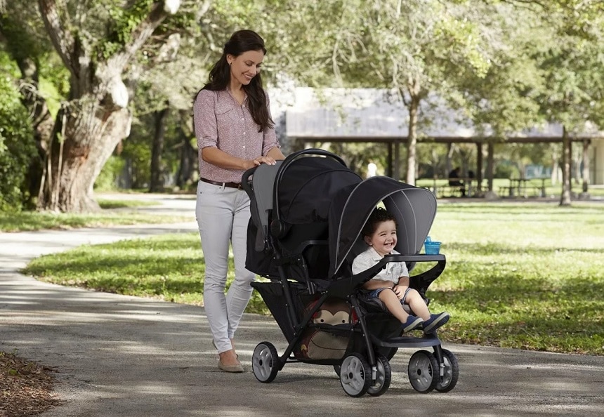 7 Best Tandem Strollers for Twins and Siblings of Different Ages (Summer 2022)
