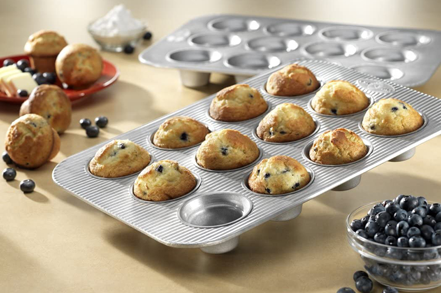 11 Best Muffin Pans - No More Baking Failures! (2023)