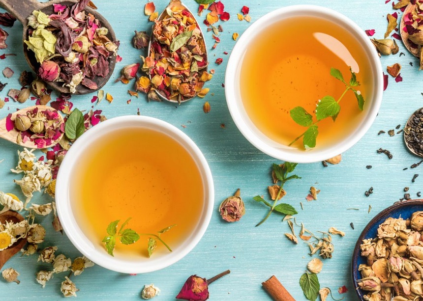 8 Best Herbal Teas - Natural Remedy with a Great Taste (2023)