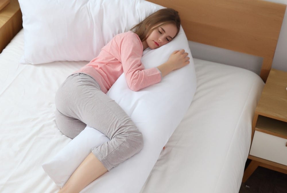 7 Best Body Pillows (Spring 2022) — Reviews & Buying Guide