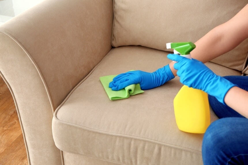 How to Clean Polyester Couches: Tips for Regular Maintenance and Stubborn Stains
