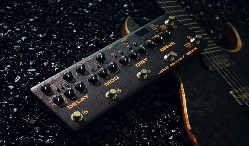 8 Ways to Play Electric Guitar without AMP