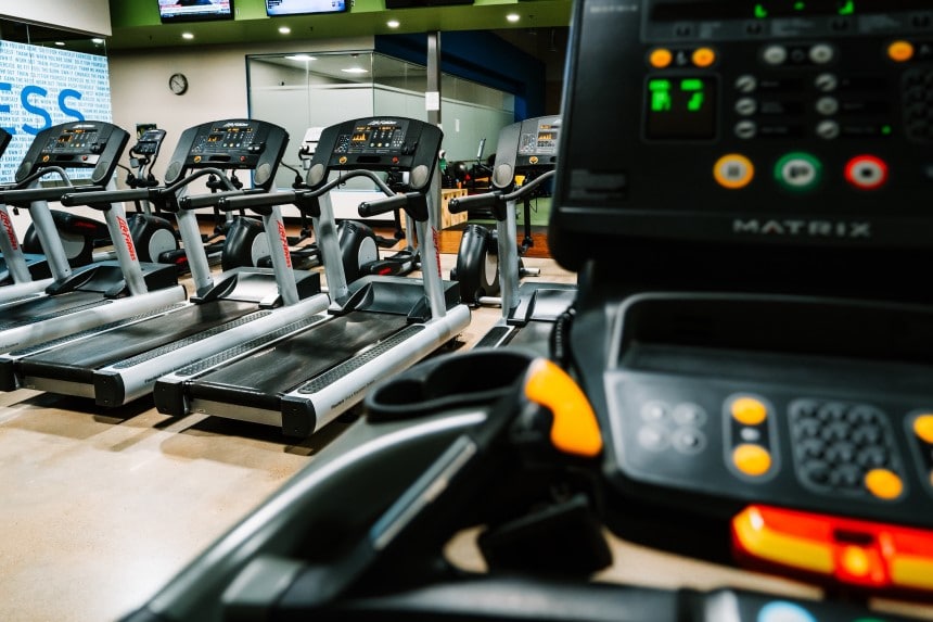 6 Types of Treadmills for Home and Gym (Summer 2022)