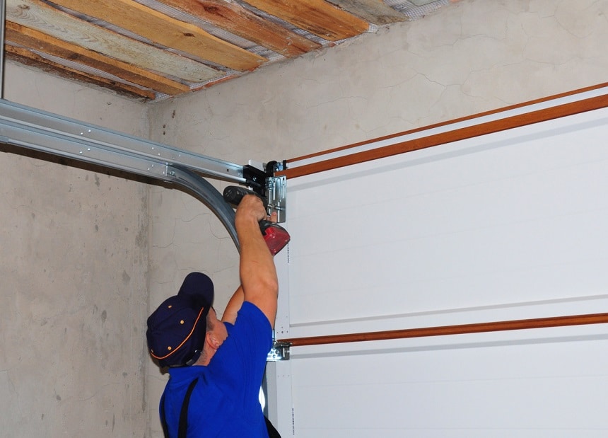 How to Replace Garage Door Panels: Simple Solutions