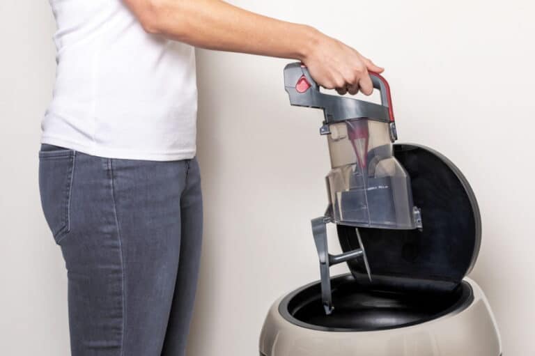 Shark Vacuum Won't Turn On Basic Info & Tips (Spring 2023)