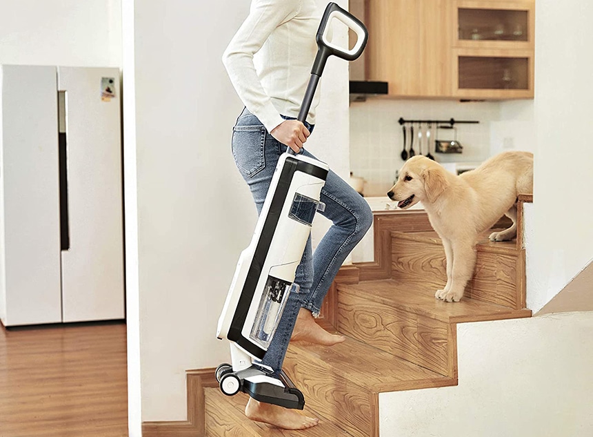 6 Best Cordless Vacuums for Hardwood Floors - Be Gentle With Your Flooring (Canada, Winter 2023)