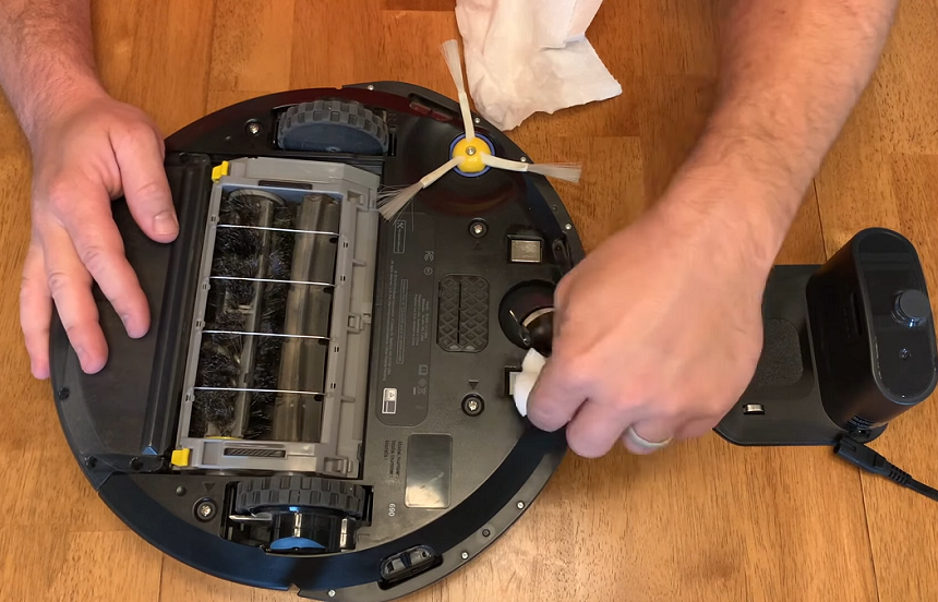 How Do I Know if My Roomba is Charging? All Signals Explained