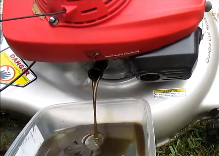 How to Change Oil in Lawn Mower? Advice from Experts!
