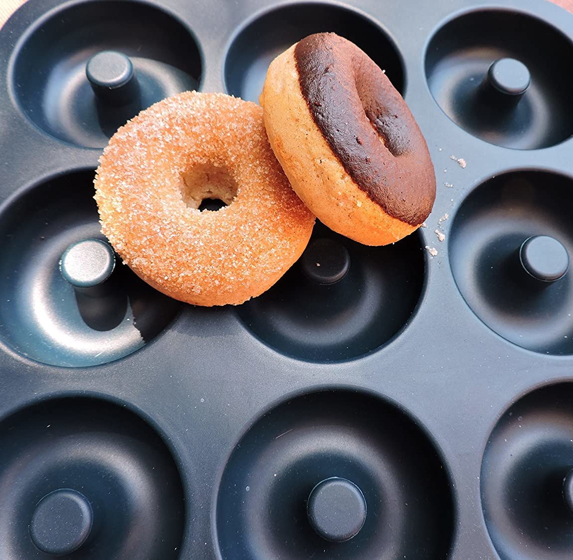 8 Best Donut Pans Expert Reviews [Upd. Fall 2023]